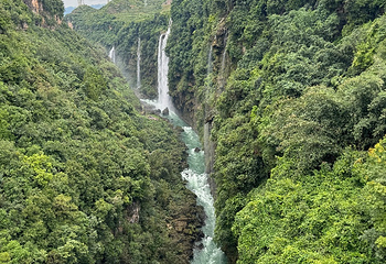 马岭河峡谷景区第 39 张图片