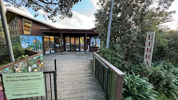 Piha Community Library