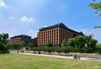浙江大学(紫金港校区)第 16 张图片
