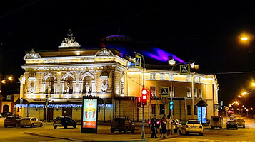 奇尼塞利马戏团