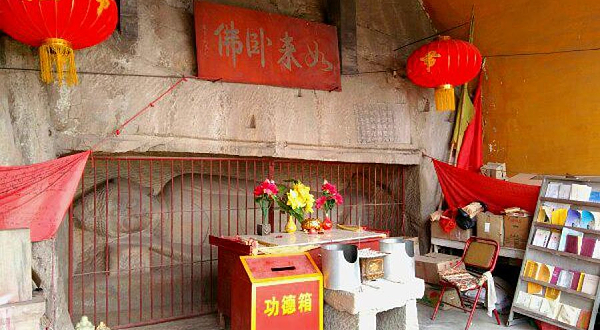 南山森林公园-卧佛寺