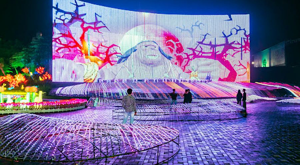 Milenial Glow Garden