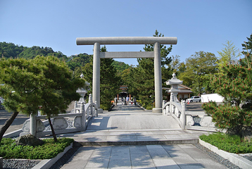 笼神社第 4 张图片