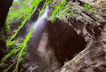 龙水峡地缝第 34 张图片
