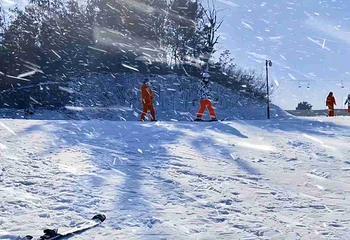 青岛融创藏马山滑雪场第 9 张图片