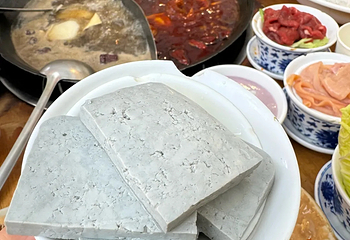 渝少侠·熊猫小院火锅(春熙路店)第 26 张图片