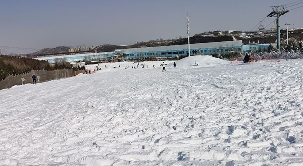 邯郸佛山滑雪场