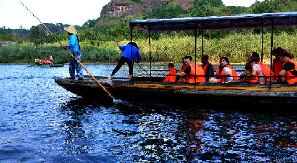 龙虎山仙水岩终点站-桃花洲