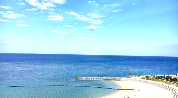 北谷公园落日海滩