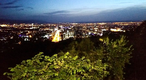 披头士乐队纪念碑