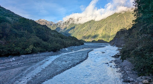 Robert's Point Track