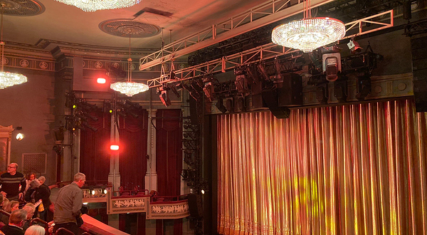 布罗德赫斯特剧院