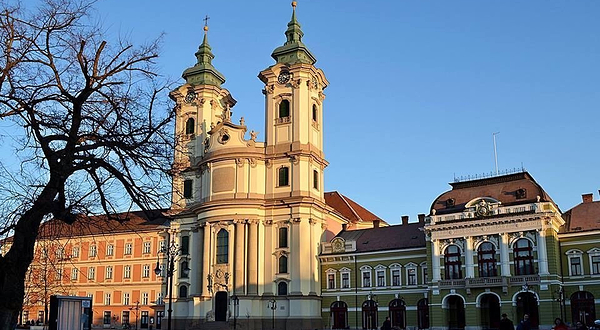 德波·伊什特万广场