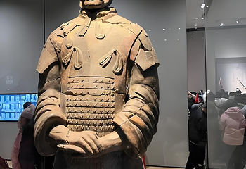 秦始皇兵马俑二号陪葬坑第 33 张图片