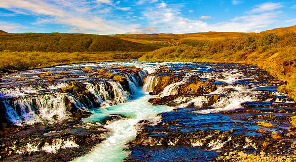 Bruarfoss Waterfall 蒂芬尼蓝瀑布