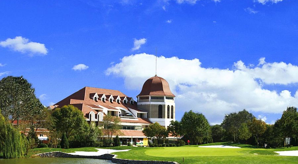 华纳国际高尔夫俱乐部