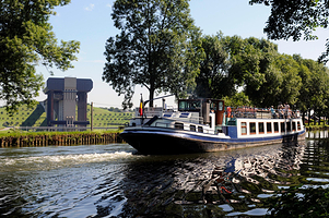 The Strepy-Thieu Funicular Lift