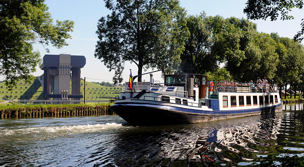 The Strepy-Thieu Funicular Lift