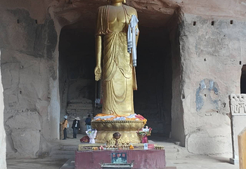 马蹄石窟群旅游区第 82 张图片
