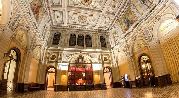 巴登－巴登节庆剧院