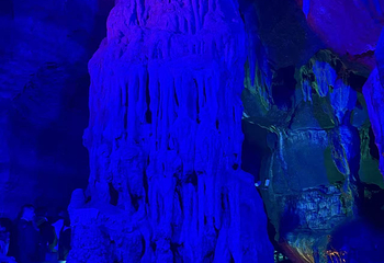 地下大峡谷第 17 张图片