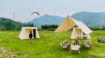 王位飞行航空露营地