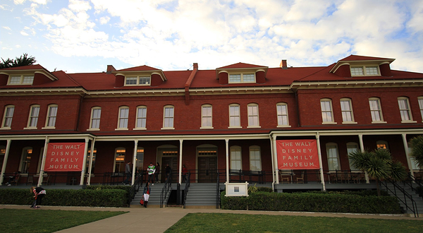 华特迪士尼家族博物馆