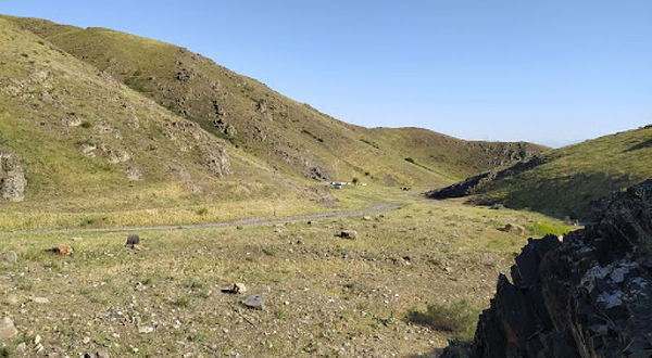 Ushchel'ye V Bliz' Goroda Taraz