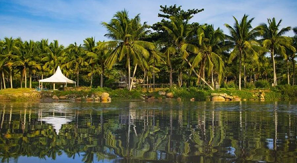 石梅湾石梅湖公园