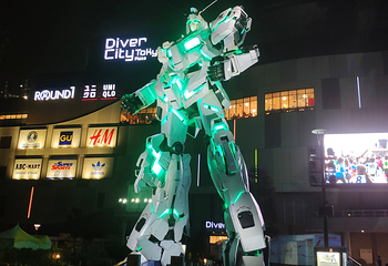 实物大《机动战士高达》独角兽立像第 19 张图片