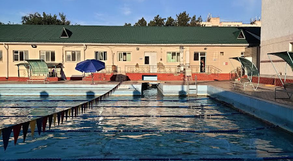 Plavatel'nyy Basseyn Zhashtyk