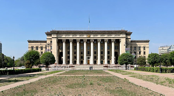 Park on Astana square