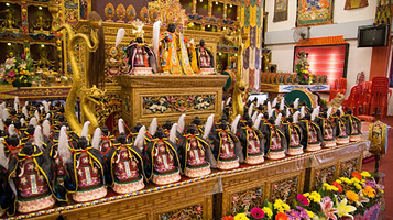 怡保雷藏寺Pusat Bertapa Orang Berugama Buddha, Kinta Perak.