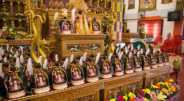 怡保雷藏寺Pusat Bertapa Orang Berugama Buddha, Kinta Perak.