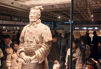 秦始皇兵马俑二号陪葬坑第 11 张图片