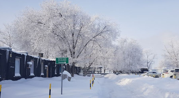 Squash Court - Czech Camp