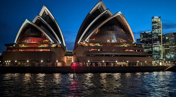 Captain Cook Cruises - King Street Wharf