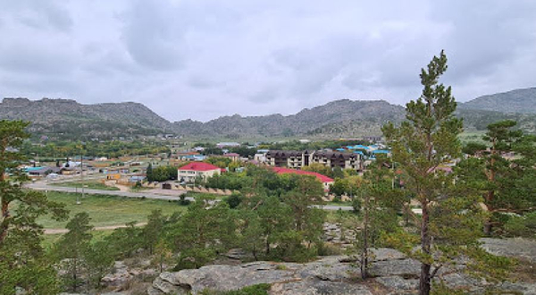 Pamyatnik Zhayau Musa