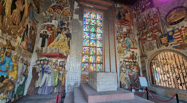 Medieval Ruin Garden