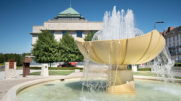 图尔市立图书馆