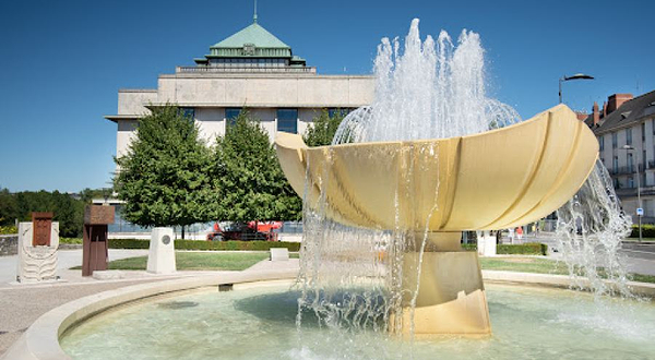 图尔市立图书馆