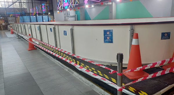 Blue Ice Skating Rink @ Sunway 163 Mall