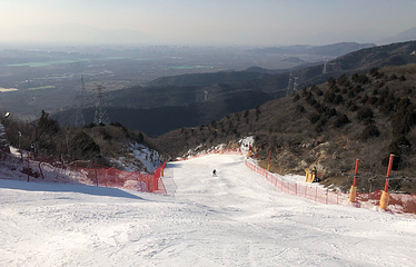 北京军都山滑雪场第 42 张图片