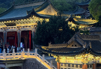 白塔山公园第 16 张图片