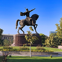 埃米帖木儿广场