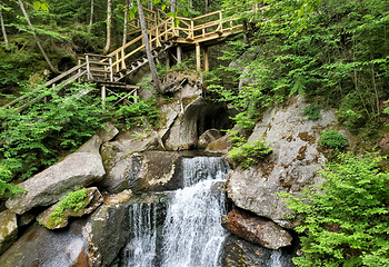 Lost River Gorge & Boulder Caves第 2 张图片