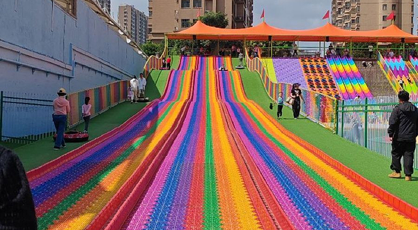 熊猫无动力亲子乐园