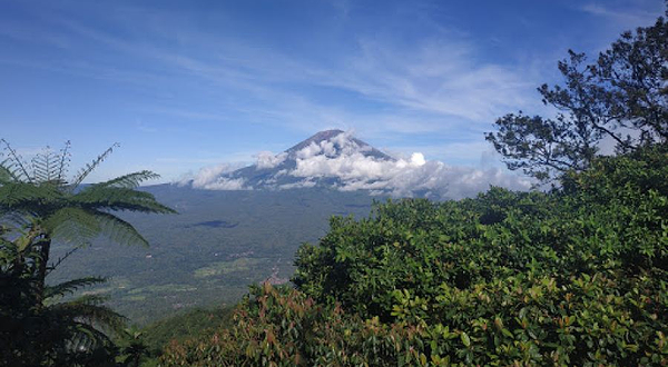 Pura Lempuyang Luhur Sad Kahyangan