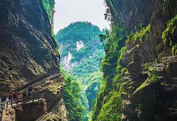 龙水峡地缝第 14 张图片