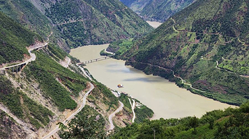 金沙江十八弯第一观景台